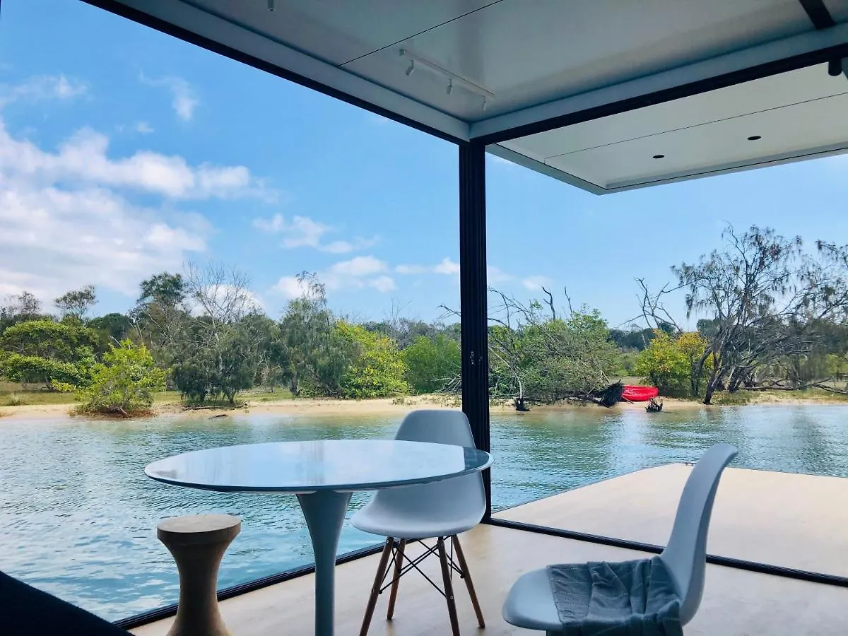 Botel Oasis Noosa - Luxury Floating Eco Villas